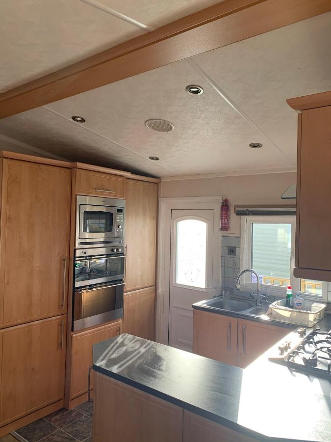 Immaculate 2-Bed Lodge In Monreith Newton Stewart Exteriör bild